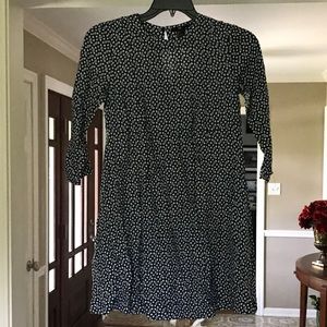 H&M 3/4 sleeve dress